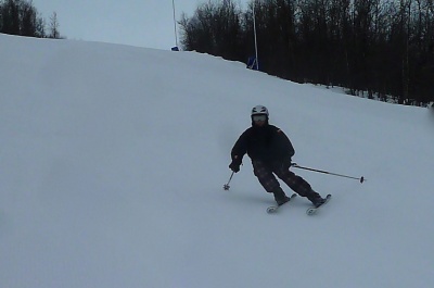 Max skis hard and fast