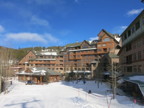 Skier Visits in USA Down by 9 Million Last Season