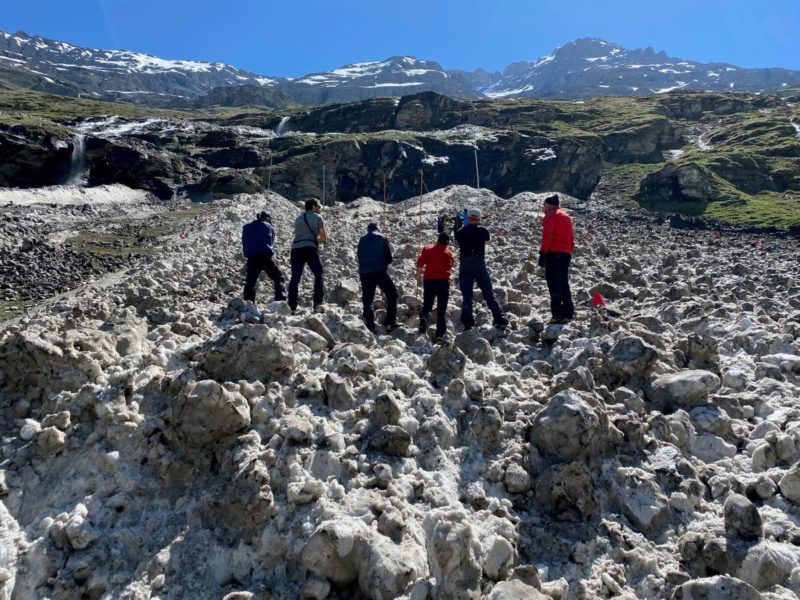 Avalanche search at Mauvoisin dam. Image © Valais Police