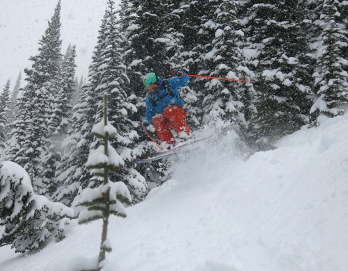 Riding in Revelstoke. Image © PlanetSKI