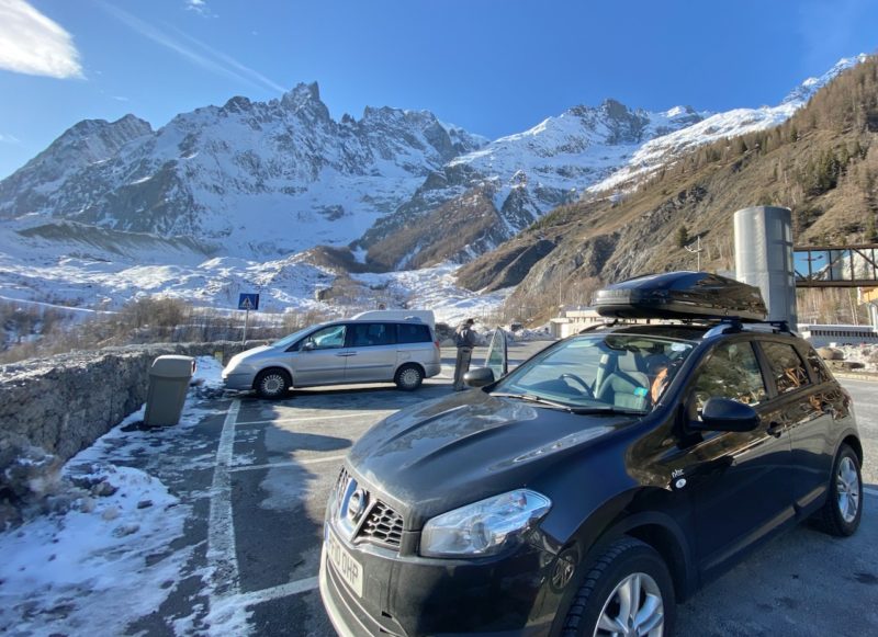 Driving to the Alps. Image © PlanetSKI.