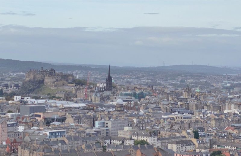 Edinburgh. Image © PlanetSKI