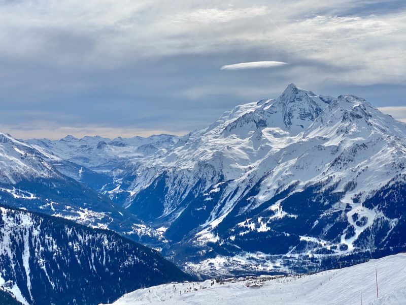 The French Alps. Image © PlanetSKI