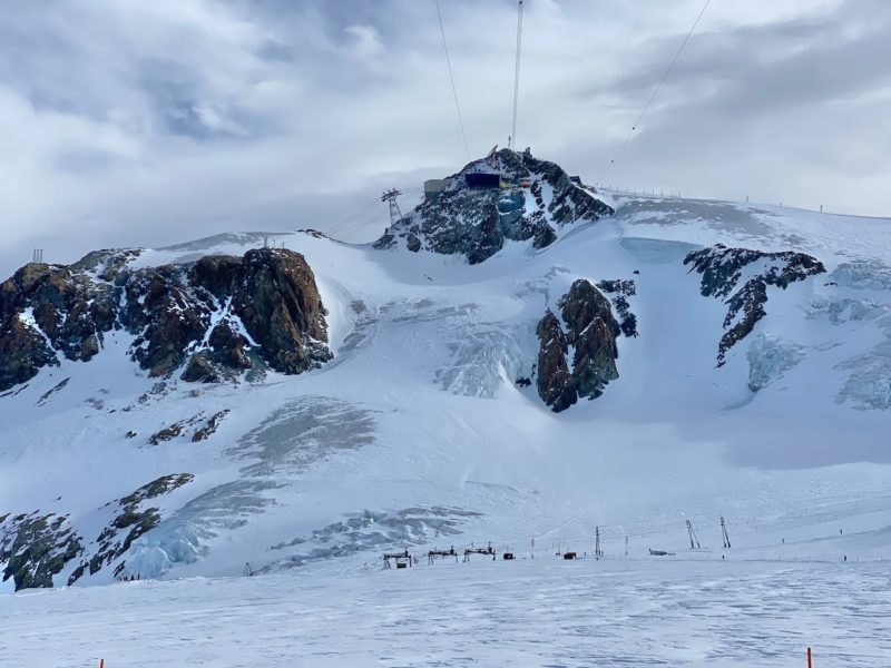 Testa Grigia to Klein Matterhorn. Zermatt, Switzerland. Image © PlanetSKI