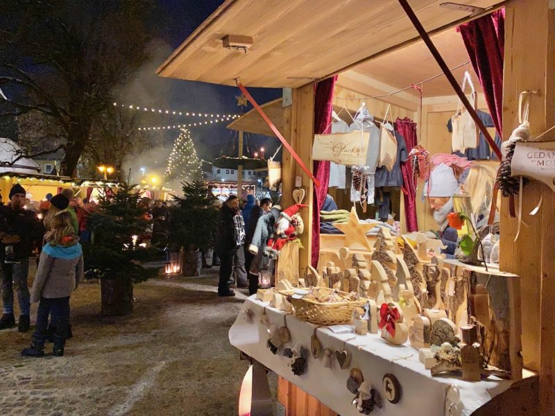 Xmas market. Image © PlanetSKI