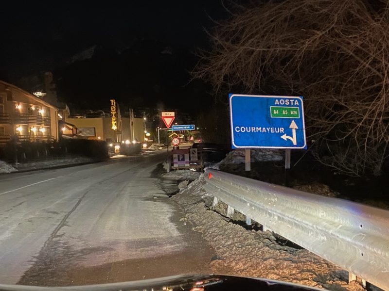 Arriving in the Aosta Valley. Image © PlanetSKI