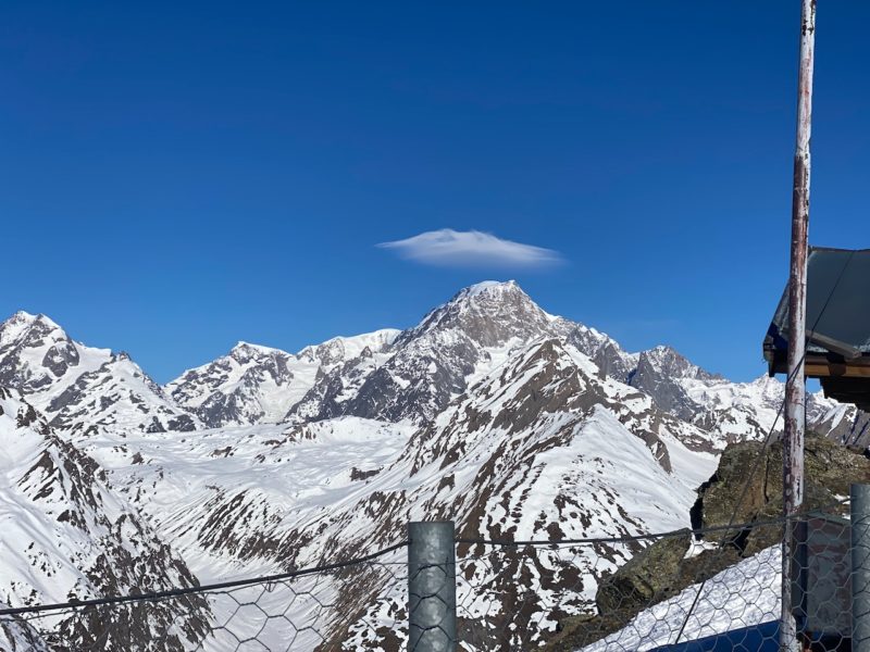 Mont Blanc/Monte Bianco. Image © PlanetSKI