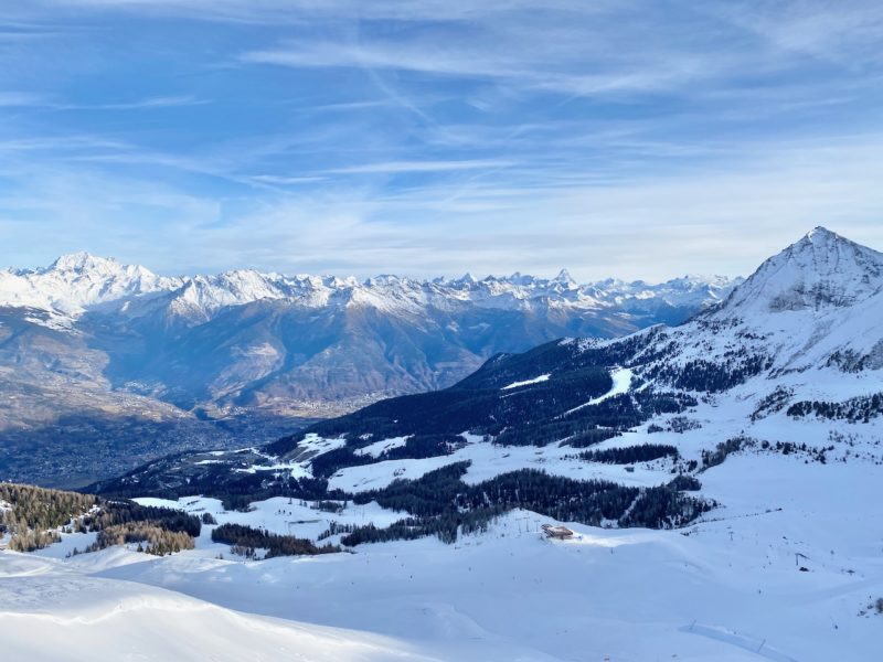 Pila looking across the Aosta Valley, Italy. Image © PlanetSKI