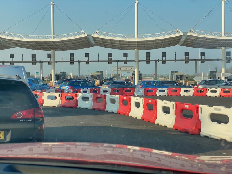 France border controls. Image © PlanetSKI