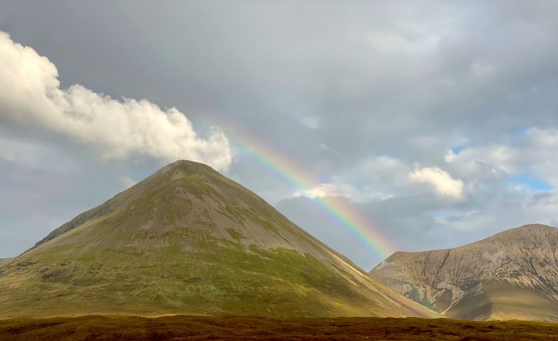 Isle of Skye. Image © PlanetSKI