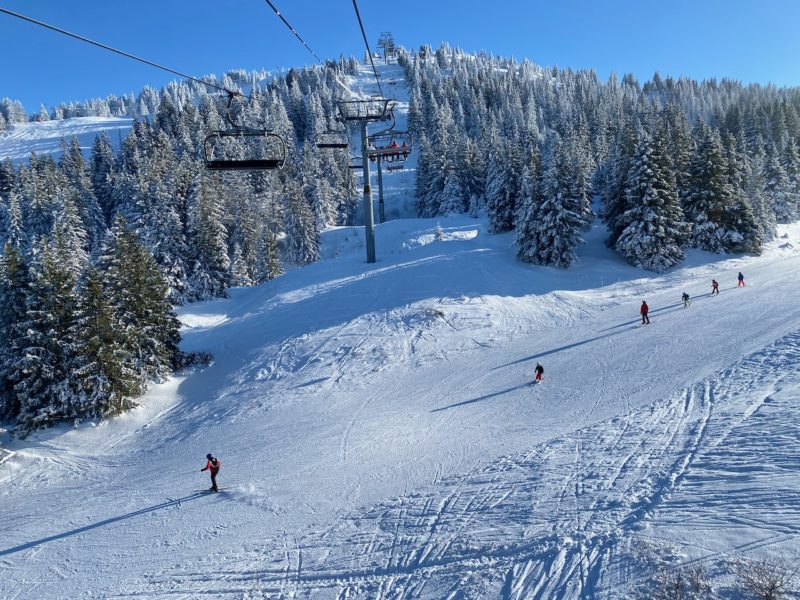 Pays de Gex, Jura mountains. Image © PlanetSKI