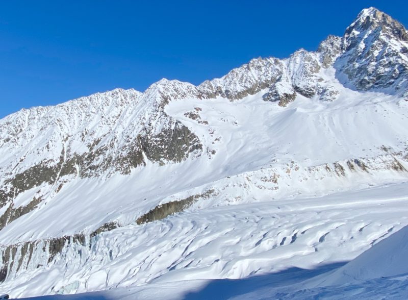 A day out with a Chamonix mountain guide. Image © PlanetSKI