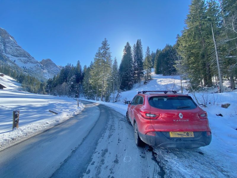 Driving to the Alps. Image © PlanetSKI