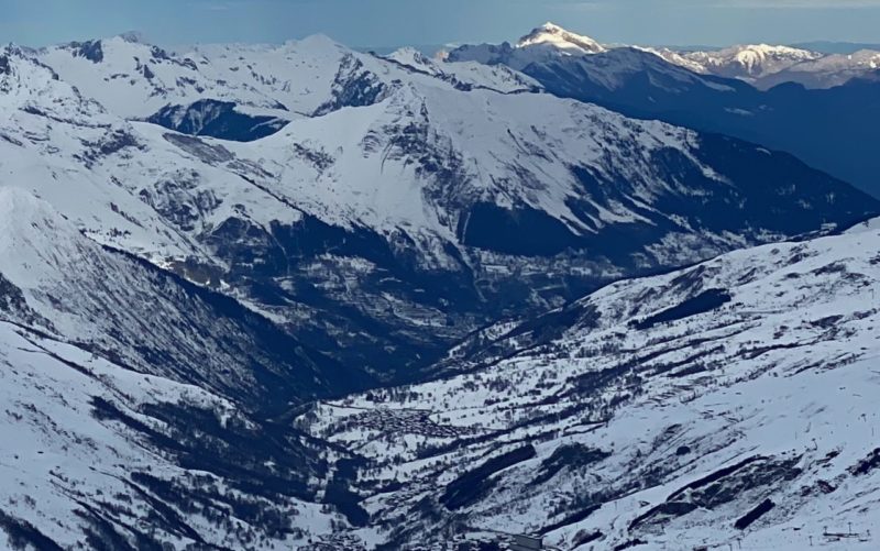 French Alps. Image © PlanetSKI