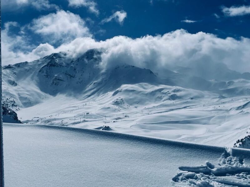 Les Arcs, France. Image © Lynsey Devon