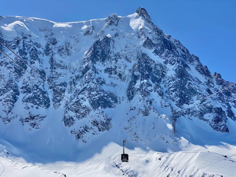 Aiguille du Midi, Chamonix. Image © PlanetSKI