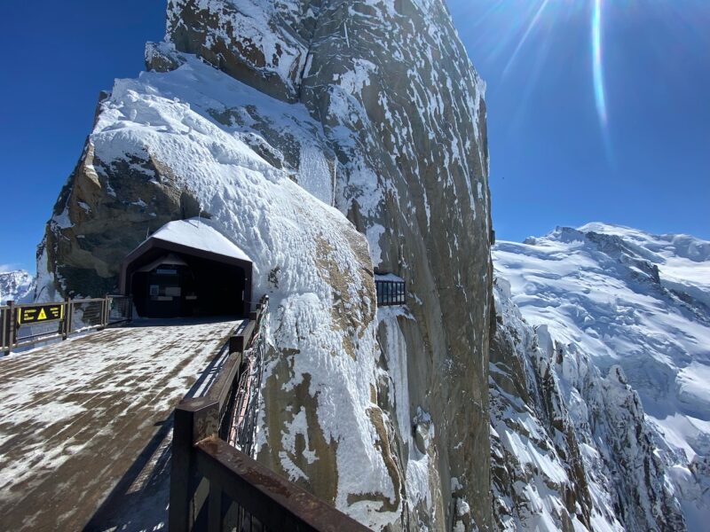 Aiguille du Midi, Chamonix. Image © PlanetSKI