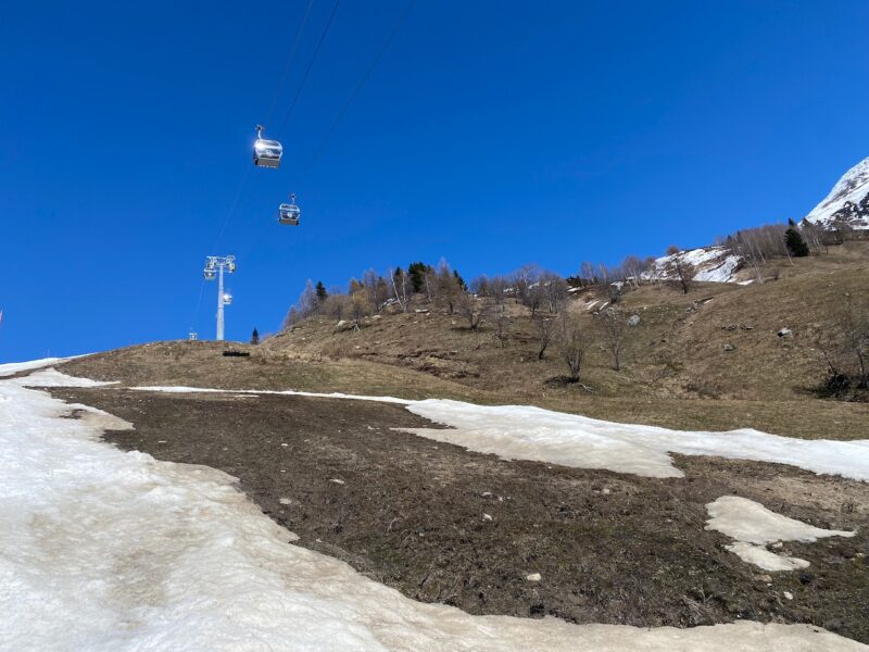 Le Tour, France. Image © PlanetSKI