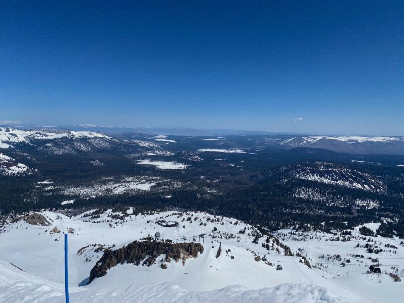 Mammoth Mountain. Image © PlanetSKI