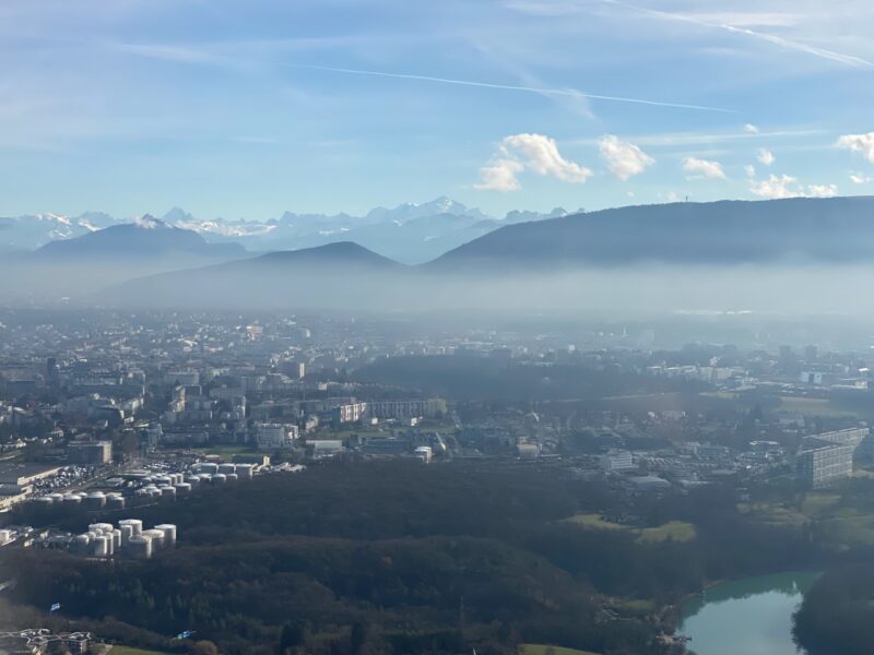 Weather in the Alps. Image © PlanetSKI