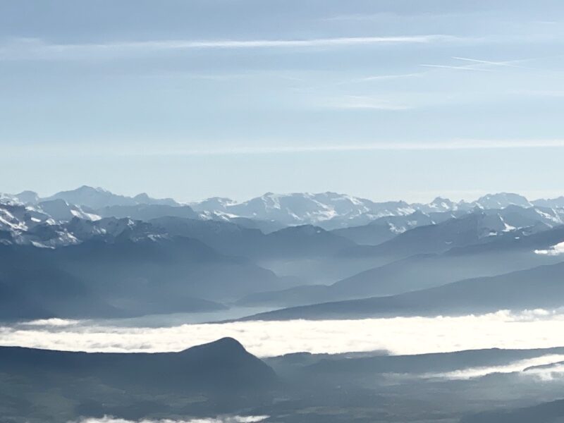 Weather in the Alps. Image © PlanetSKI