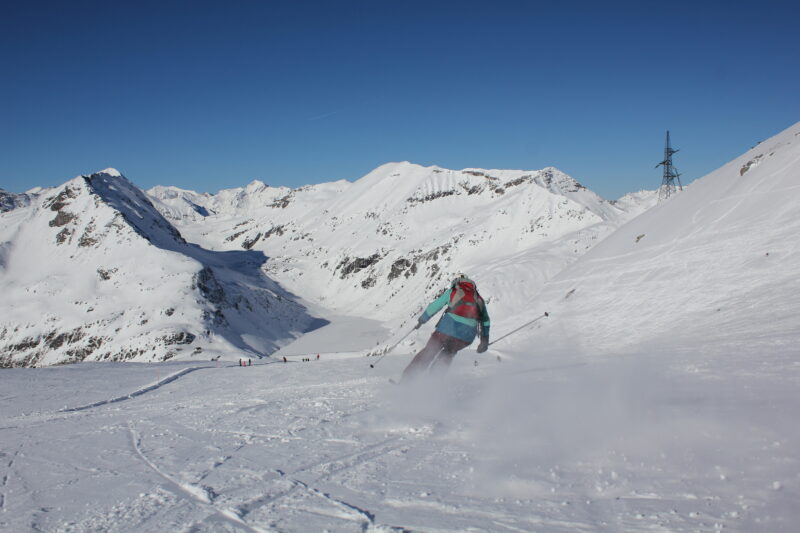 PlanetSKI enjoying the slopes of Sportgastein, Austria. Image © Daniel Elkan