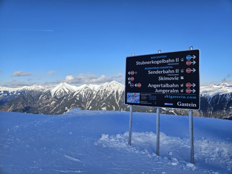 Sign in Gastein ski area, Austria. Image © PlanetSKI