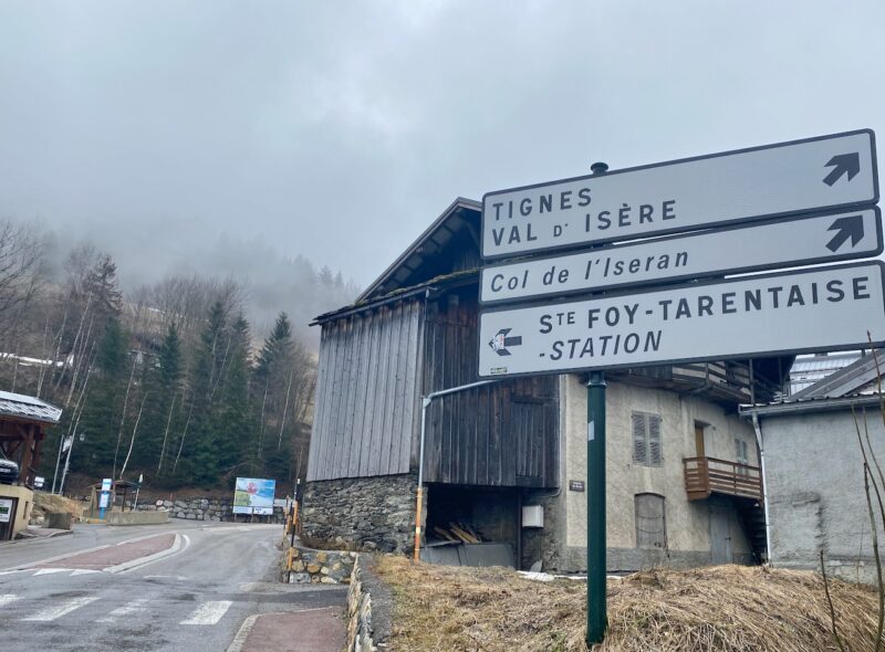 On the way to Sainte Foy, France. Image © PlanetSKI