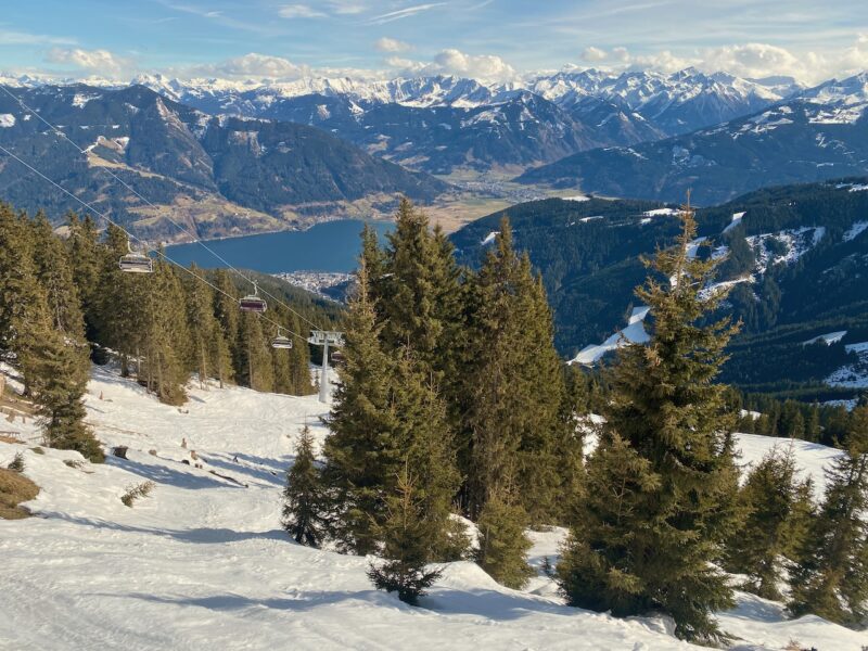 Zell am See/Kaprun. Image © PlanetSKI