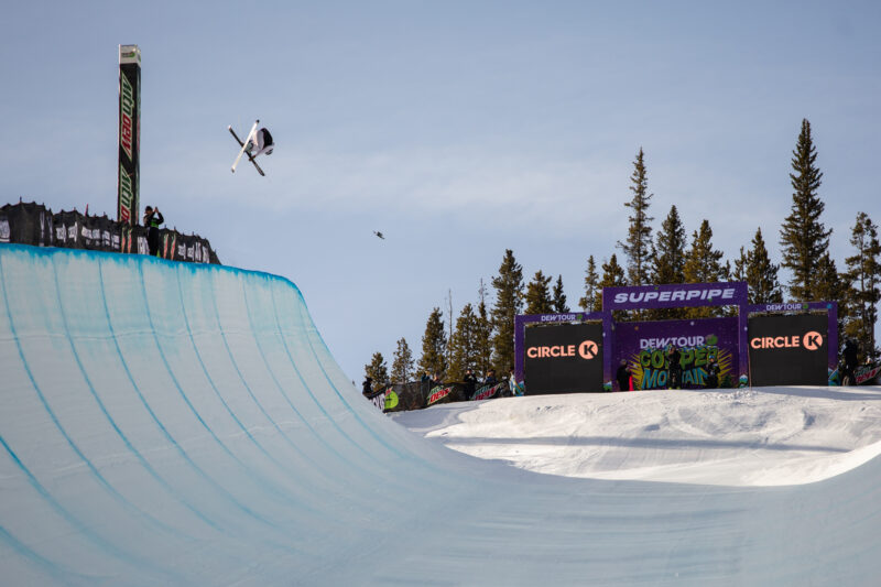 Zoe Atkin wins silver in Ski Superpipe at Dew Tour 2024. Image © Dew Tour/Andrew Durso