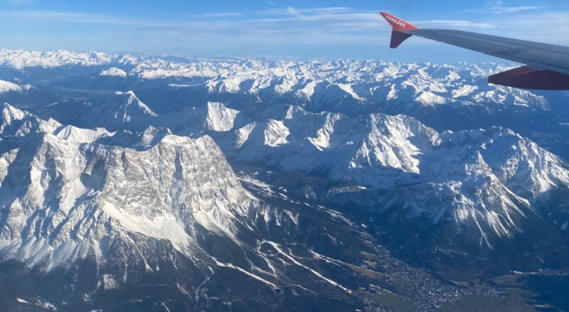 Flying into Innsbruck. Image © PlanetSKI