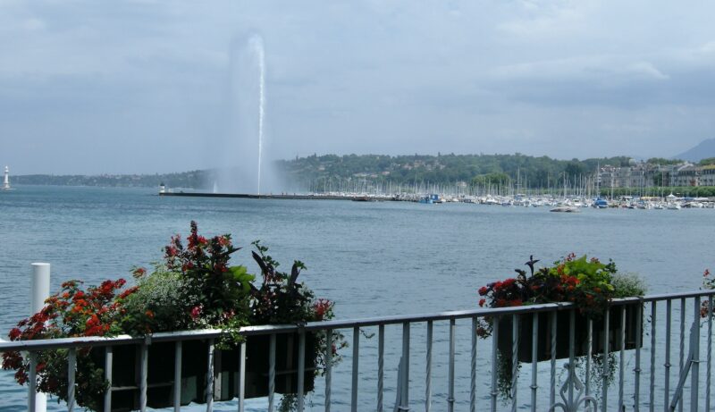 Lake Geneva. Image © PlanetSKI