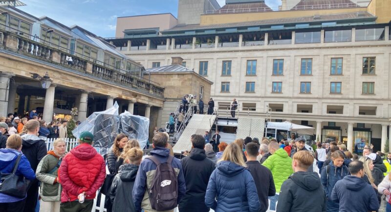 Covent Garden Rail Jam. Image © PlanetSKI