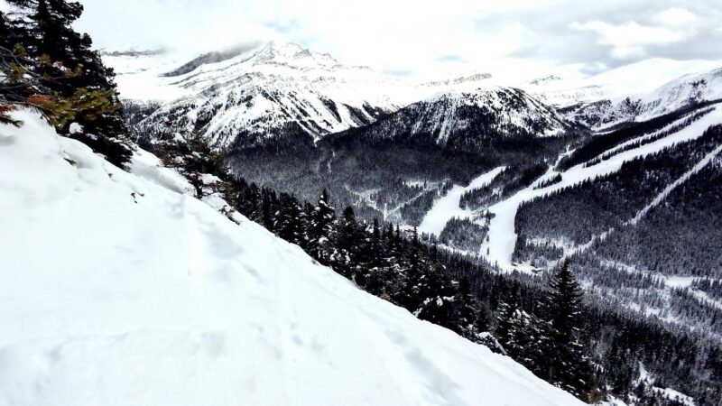 Lake Louise, Image © PlanetSKI