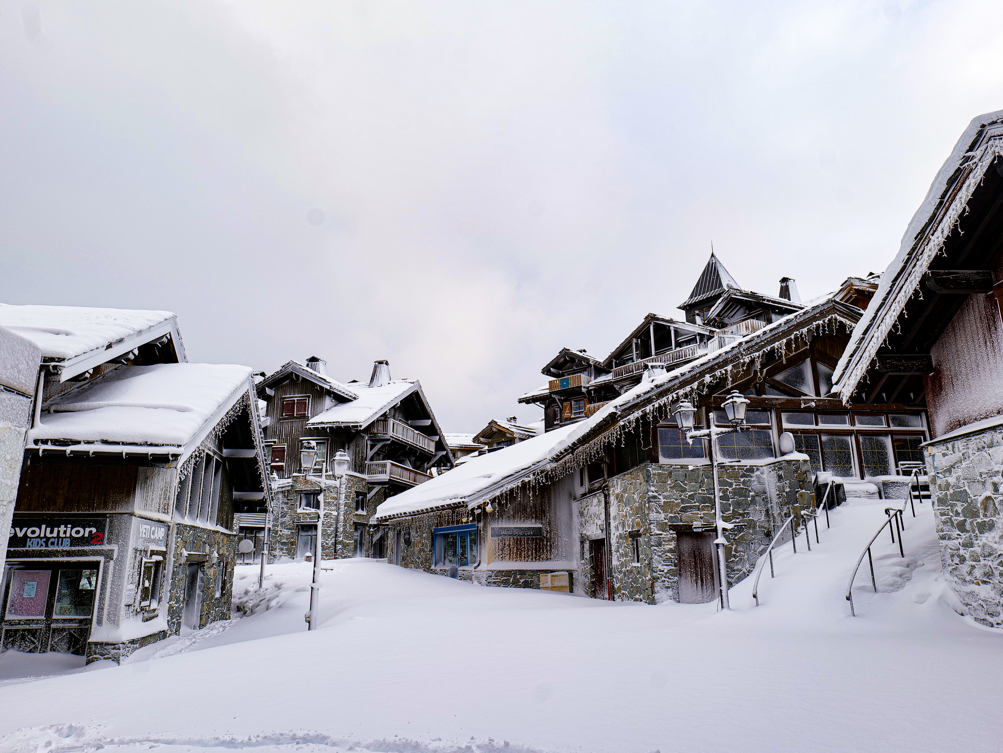 First Significant Storm of Winter Hits the Alps - PlanetSKI