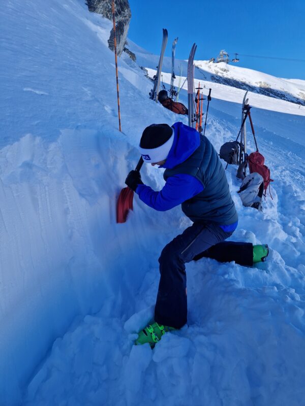 Ski Club GB Reps Course, Tignes. Image © PlanetSKI