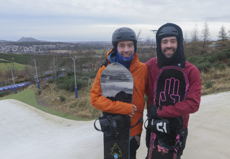 Davy Zyw, snowboarder with MND (left) with his twin brother Tommy. Image c/o wearestoryshop