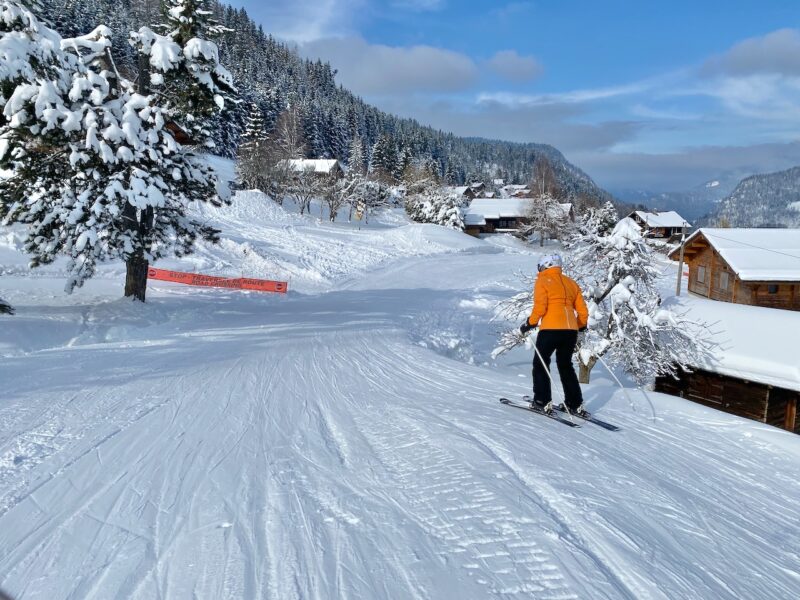 PlanetSKI in Aravis. Image © PlanetSKI