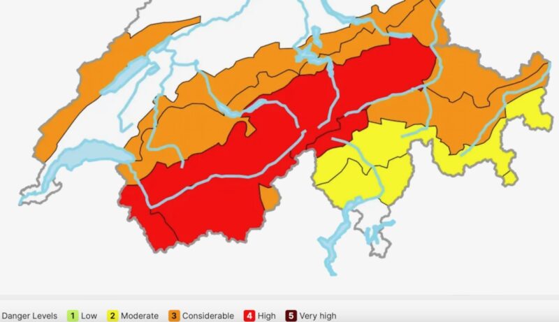 Avalanche danger in Switzerland. Image c/o SLF.