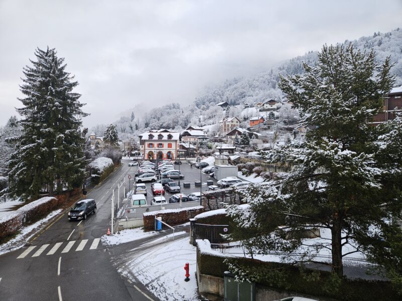 View of the Mont-Blanc Tramway station in St Gervais. Image © PlanetSKI