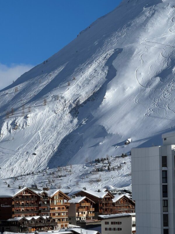 Avalanche in Tignes. Image c/o David Morgan.