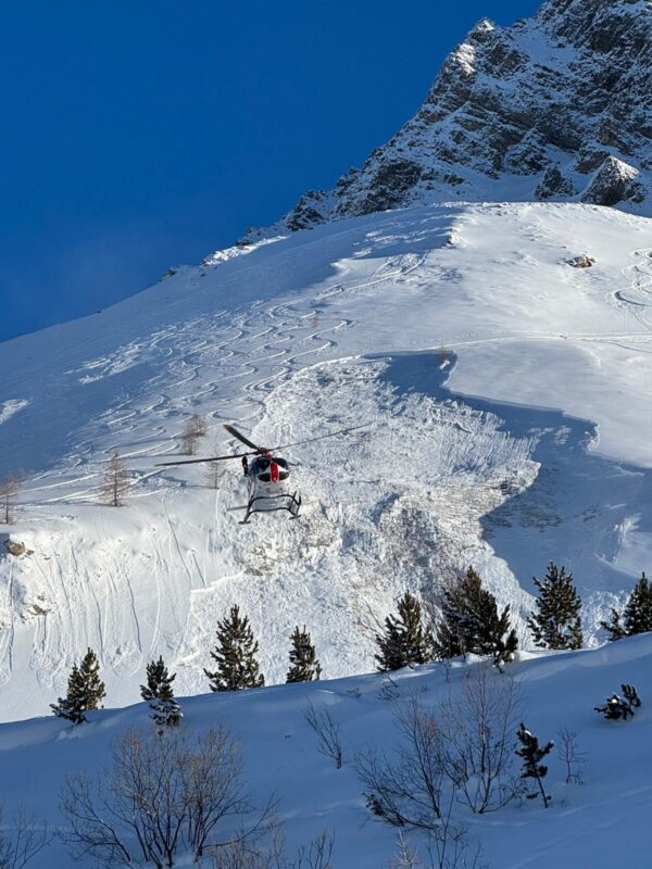 Avalanche in Tignes. Image c/o David Morgan.