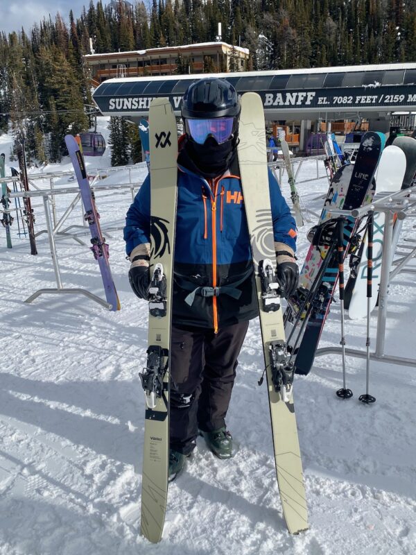 PlanetSKI Gear Reviews from Canada. Image © PlanetSKI