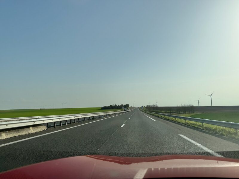 Driving to the French Alps with Le Shuttle. Image © PlanetSKI