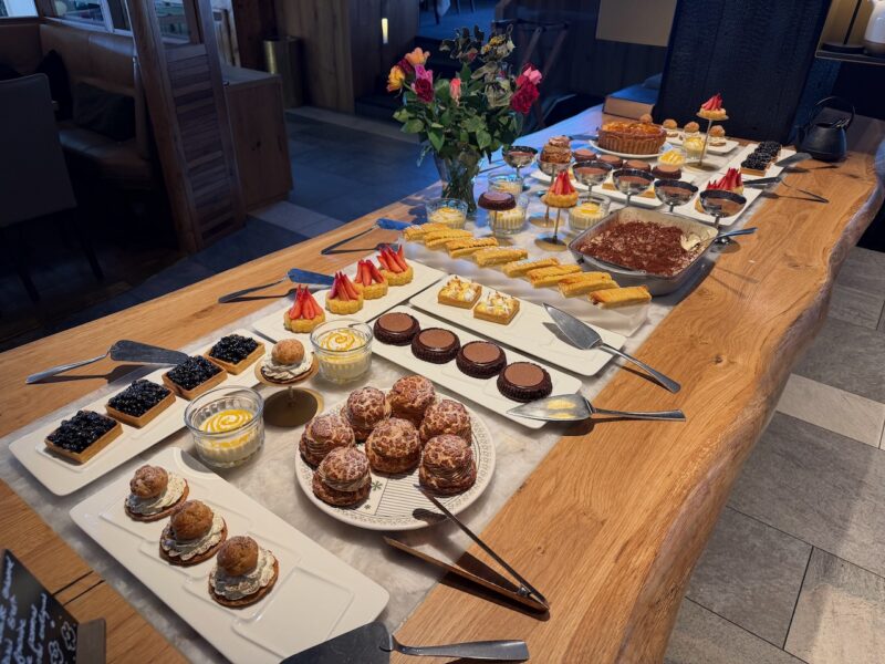 Spring Skiing in Val Thorens