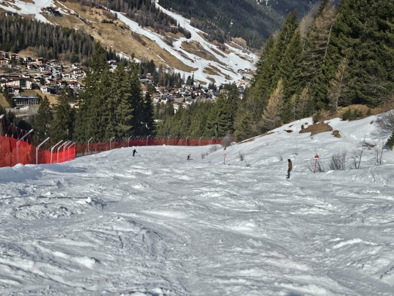 Bumpy & heavy skiing in St Anton, Austria in March 2026. Image © PlanetSKI