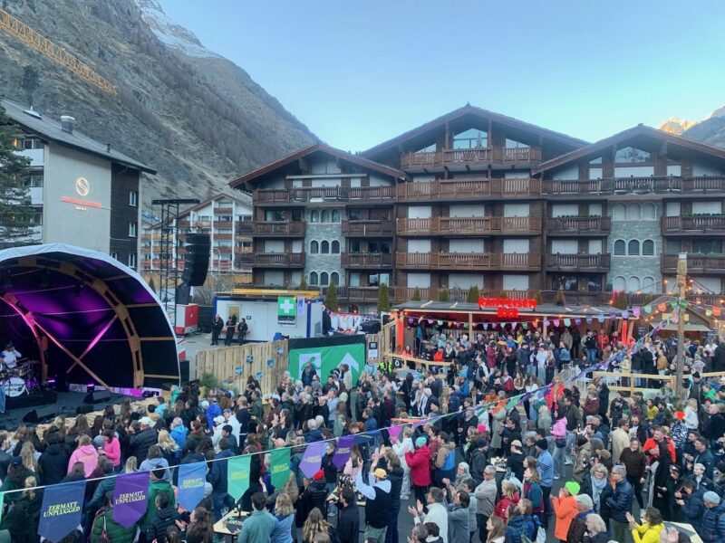 The PlanetSKI Snow Report