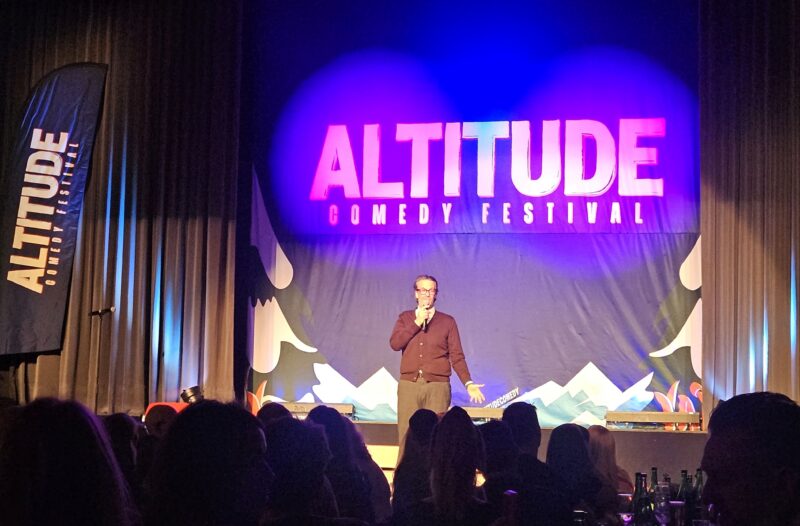 Ski. Laugh. Repeat. 1 Marcus Brigstocke at the 2026 Altitude Comedy Festival in Mayrhofen. Image © PlanetSKI