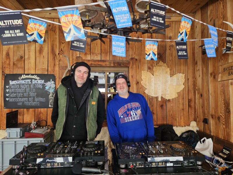 Ski. Laugh. Repeat. 9 Silent disco at the 2026 Altitude Comedy Festival. Image © PlanetSKI