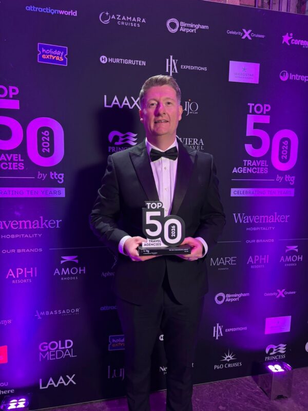 IGLU SKI Wins Ski Agency Award